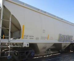 3250 cube covered hoppers built in 1999